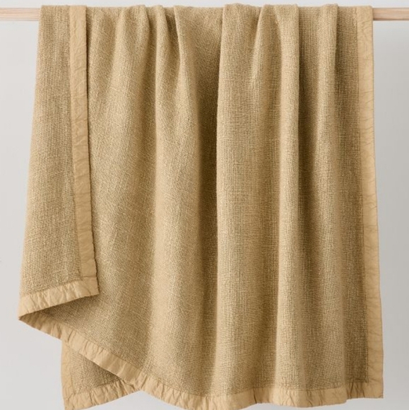 ❤️BUY 2 GET 1 FREE  West Elm Luxurious Tan Bedding Viscose Linen Throw, Natural - Picture 4 of 14